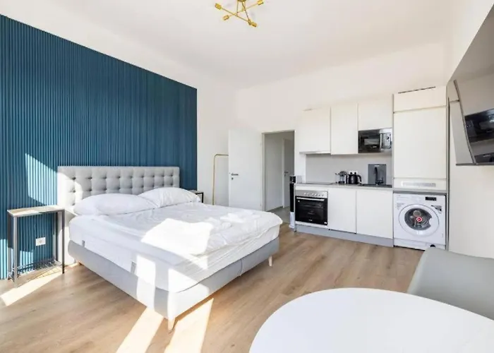 Plotterei 3 * Vienna